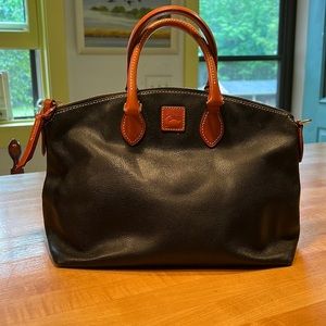Dooney& Bourke bag